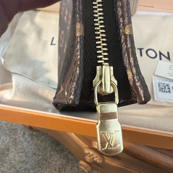 ๐ Louis Vuitton Toiletry 26 ๐ EXCELLENT CONDITION!!! - Picture 2 of 9